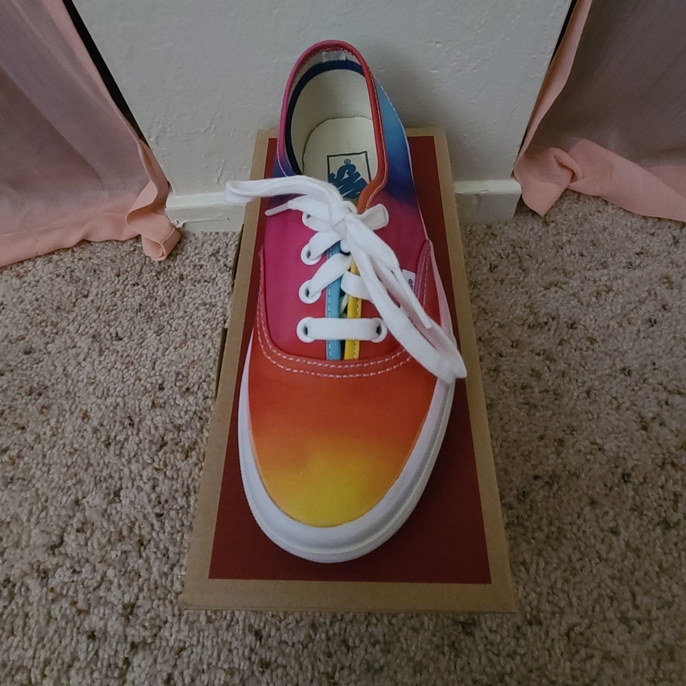 Tie Dye Vans - Picture 6 of 6